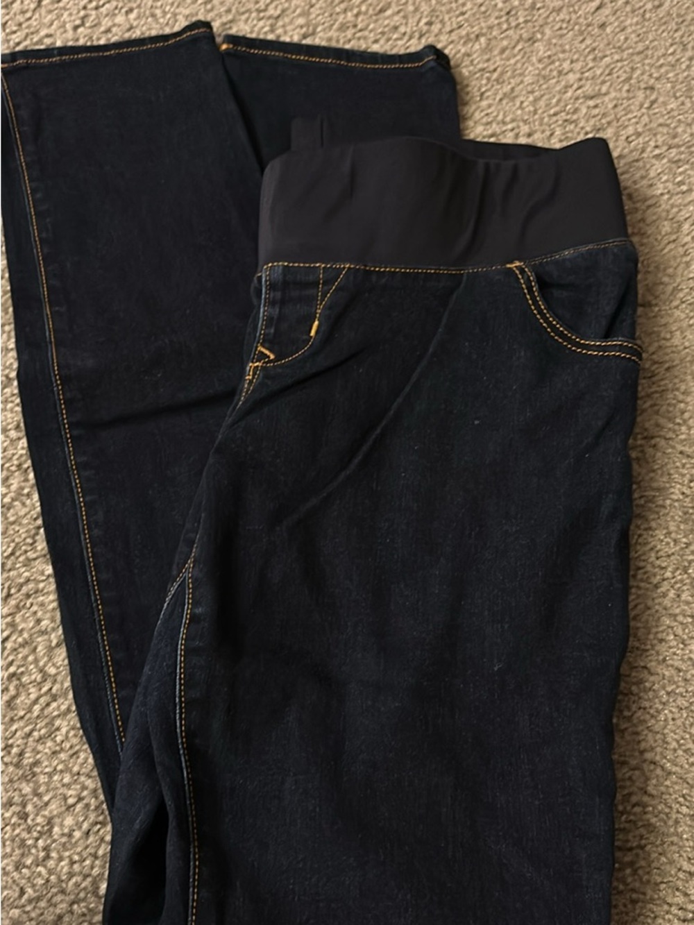 Old Navy Maternity Skinny Jeans.